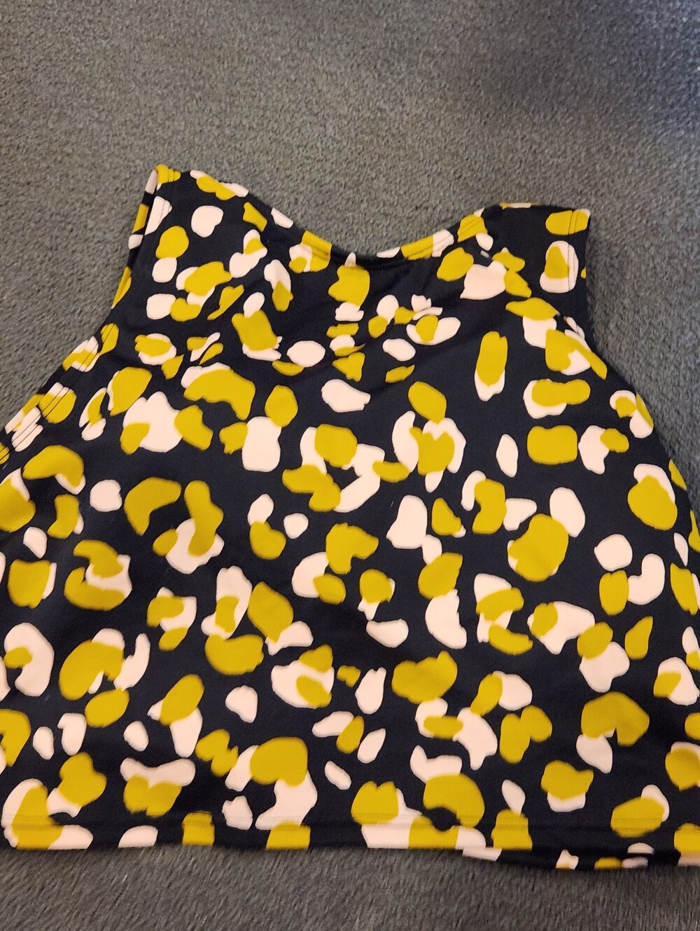 BEACH BETTY Floral Swim Top in Black & Mustard Large